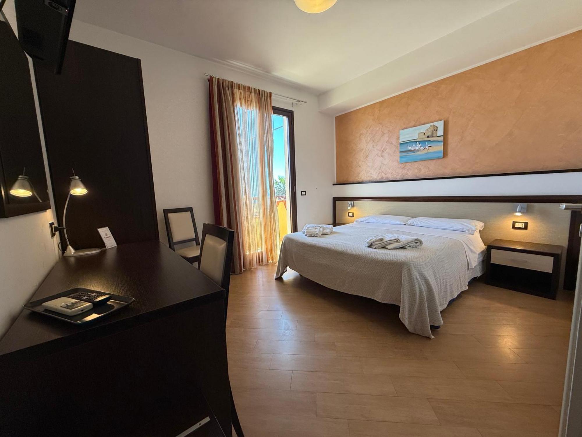 Albergo Perseo Portopalo Di Capo Passero Exterior foto