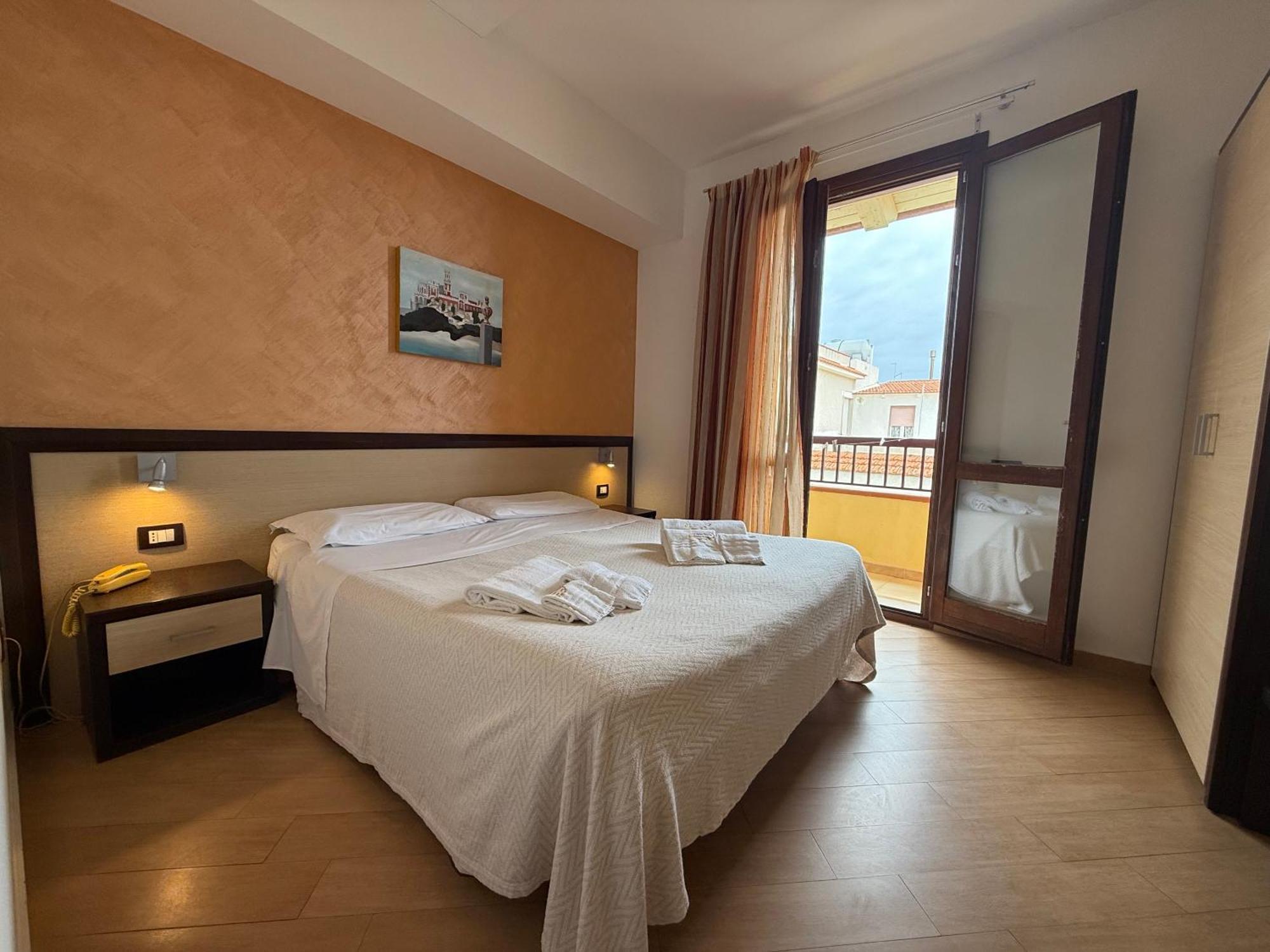 Albergo Perseo Portopalo Di Capo Passero Exterior foto