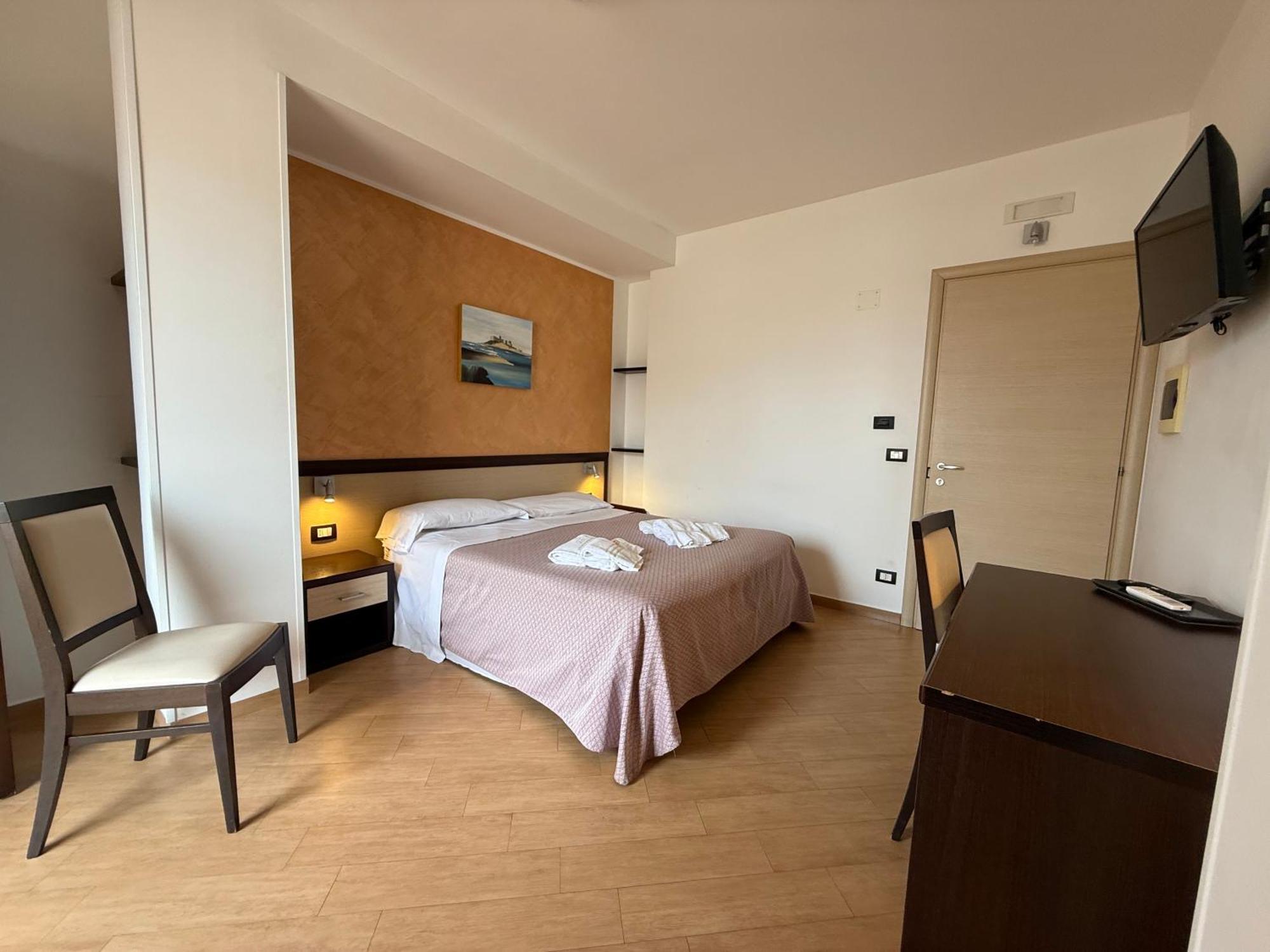 Albergo Perseo Portopalo Di Capo Passero Exterior foto